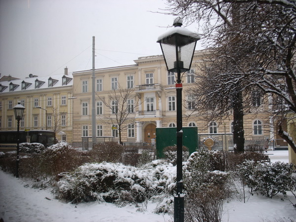 Описание: D:\fff\Vienna_files\image112.jpg
