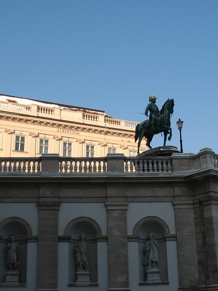 Описание: D:\fff\Vienna_files\image206.jpg